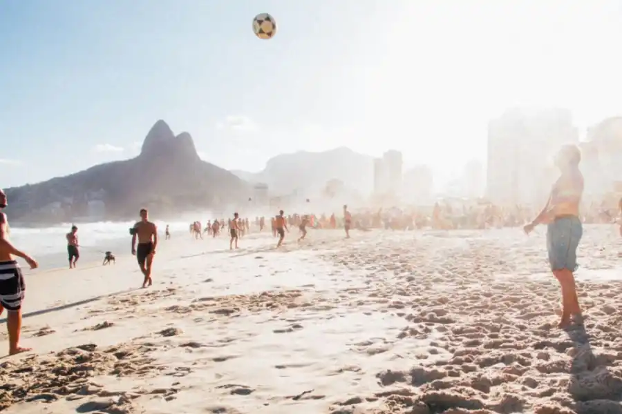 PARA DISFRUTAR. Es recomendable vacunarse si vamos a veranear en las playas de Brasil.