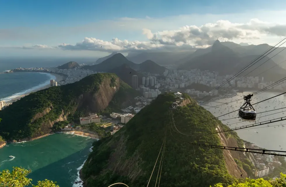 Vacaciones 2025: qué vacunas aconsejan ponerse para viajar a Brasil