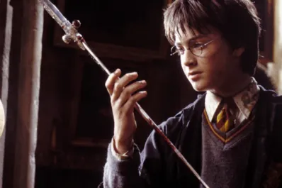 Incautaron las famosas espadas de Harry Potter en Japón por atentar contra la ley de armas del país
