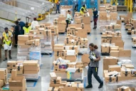 Boom de compras al exterior: récord de paquetes que llegan al aeropuerto de Ezeiza