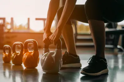 Claves para ganar músculo después de los 40: estos son los cuatro hábitos infalibles