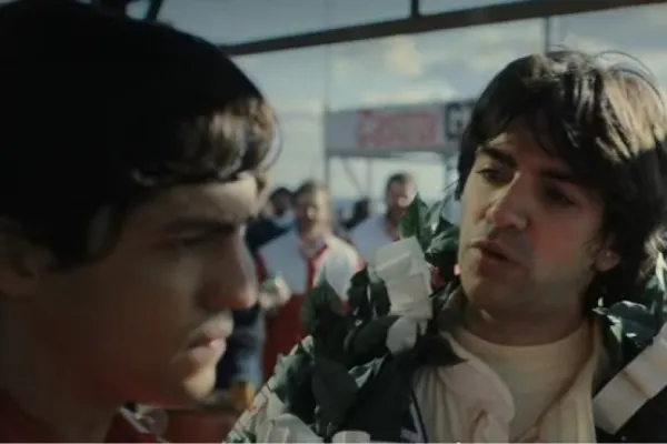 ¿Quién fue el piloto argentino que compartió equipo y se peleó con Ayrton Senna?