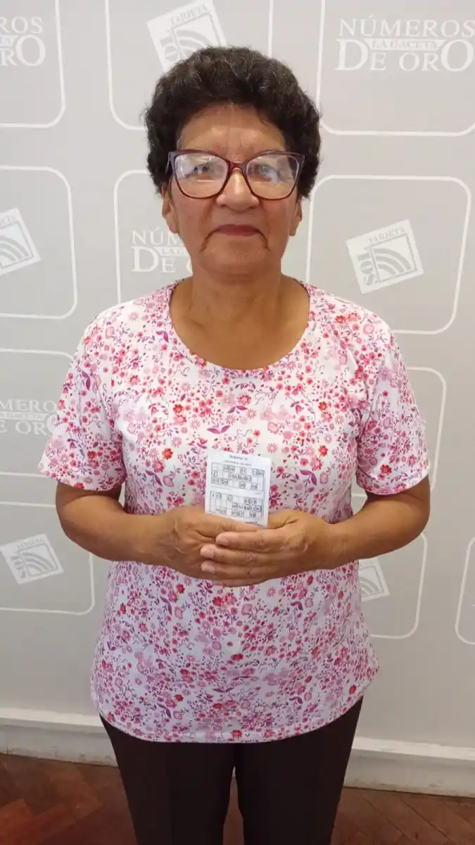 Cinco lectores celebran al ganar el pozo de $6.300.000 de Números de Oro