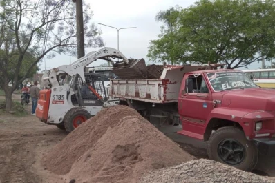Advierten una  irregularidad en la obra clandestina de la avenida Perón