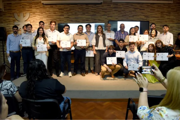 Quiénes son los estudiantes y docentes de Ingeniería en Sistemas destacados por la UTN