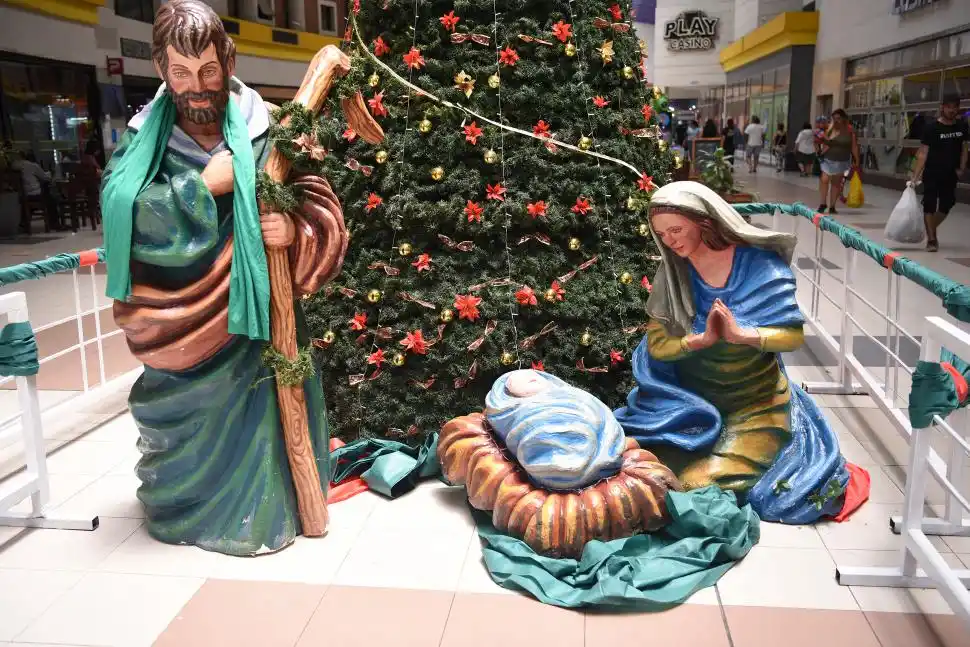 TERMINAL DE ÓMNIBUS. Un pesebre recibe y despide a los viajeros.