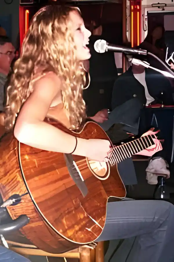 HALLAZGO. Hace 18 años, Taylor Swift fue descubierta en el café 