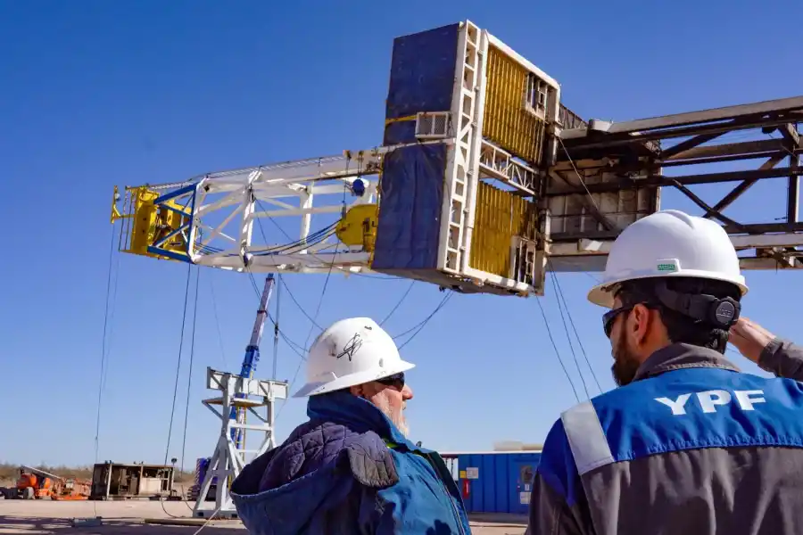 YPF busca bajar hasta un 30% sus tiempos de construcción de pozos