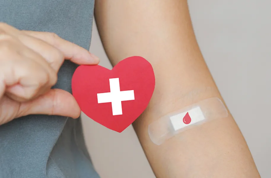 Con qué condiciones debo cumplir para poder donar sangre.