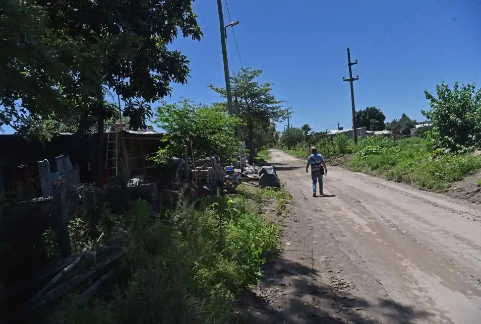 PROBLEMAS. Pobladores de numerosas localidades del departamento La Cocha suelen quedar aislados. la gaceta / fotos de osvaldo ripoll