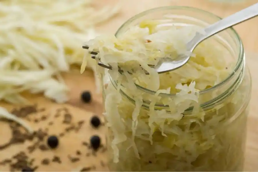 El chucrut tiene múltiples beneficios para la salud física y emocional