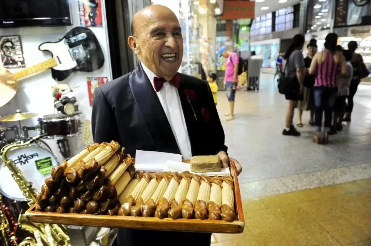 Don Rojas, el señor de los cubanitos.