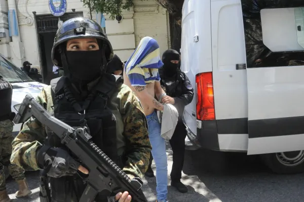 Jaldo, a los familiares de presos: Si no colaboran, los vamos a mandar a otras provincias