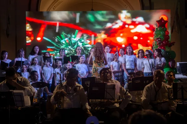 Navidad en el Jardín: la magia de las fiestas se vivirá en la Sociedad Rural de Tucumán