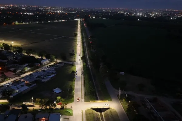 Yerba Buena: inauguraron las nuevas luminarias LED en el Camino de Sirga