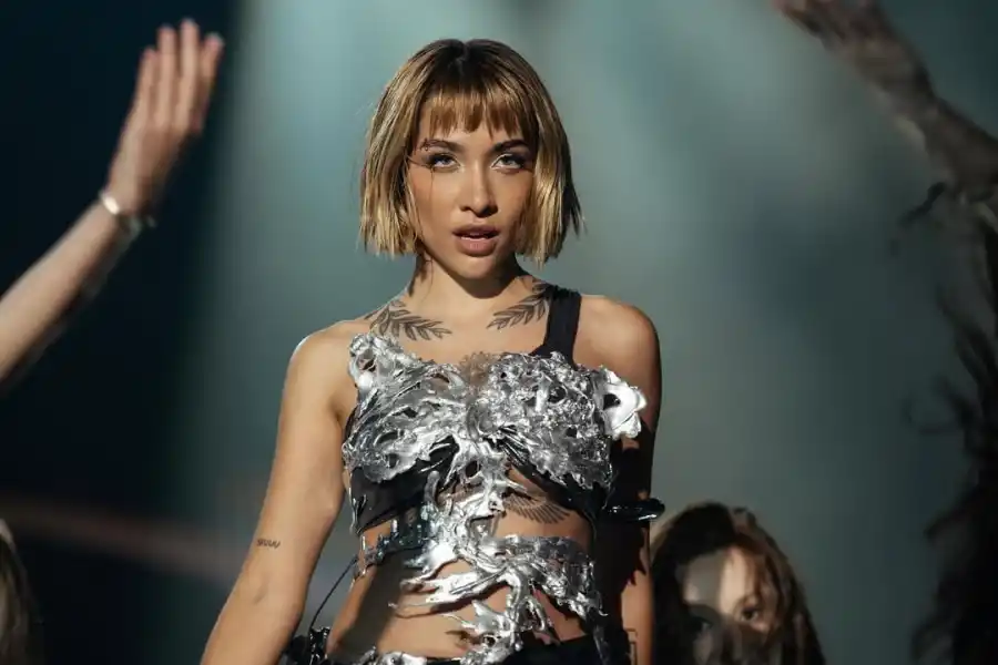 NUEVO LOOK. María Becerra se cortó el pelo y sorprendió a varios con su nueva apariencia.