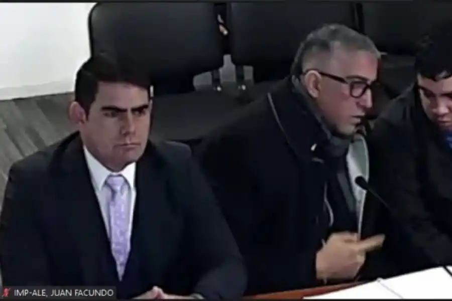 REVELACIÓN. Facundo Ale junto a Agustín Monteros y Ricardo Fanlo.