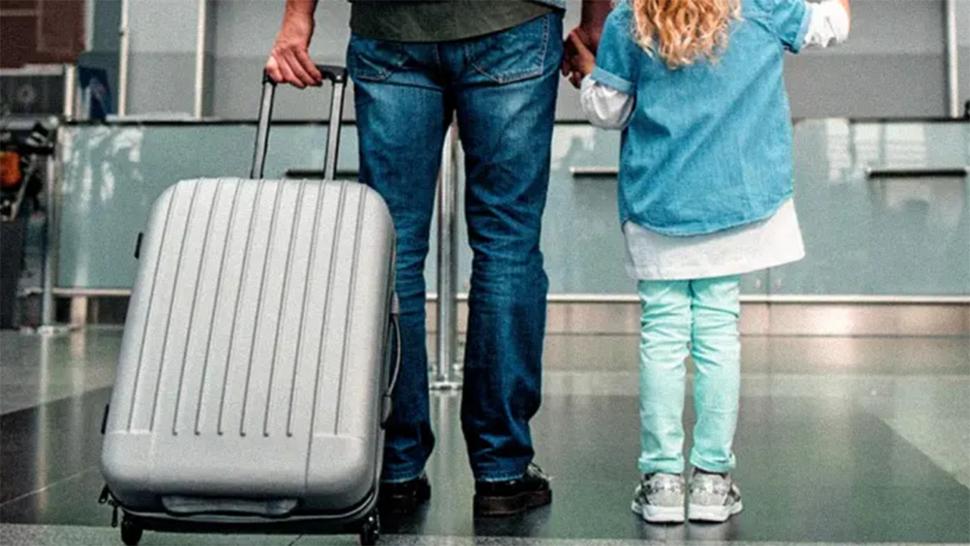 ¿Qué es lo que se exige? Todo lo que tenés que saber si viajás con menores al exterior
