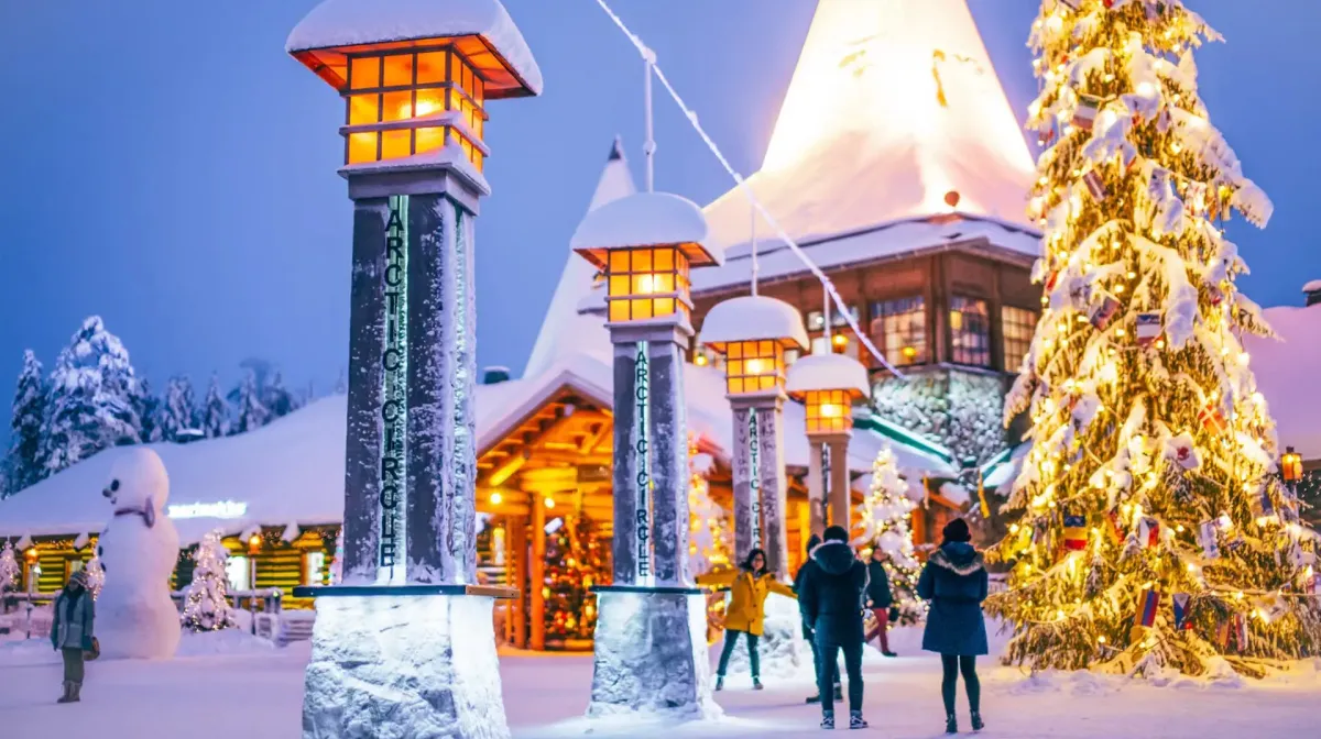 Rovaniemi, una ciuda llena de magia donde es posble vsitar a Santa Claus. 