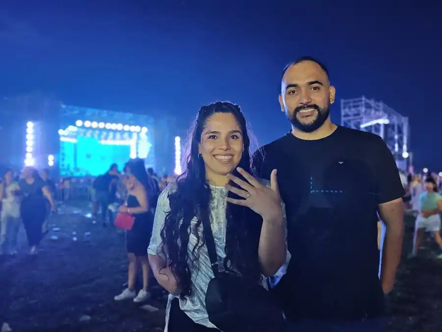 Los novios planean casarse a fines de 2025.