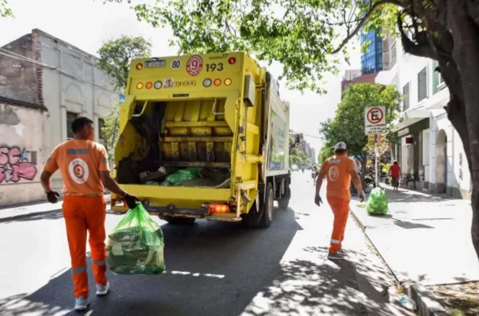 DESDE 1991. La empresa Transportes 9 de Julio mantiene una larga relación con el municipio de la Capital.