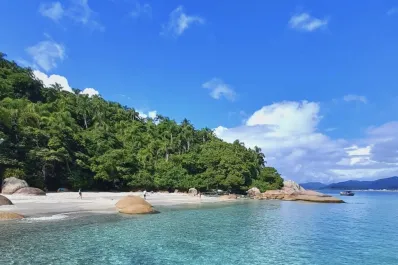 Alertan a los argentinos por playas infectadas en Brasil: cuáles son y qué dicen las autoridades