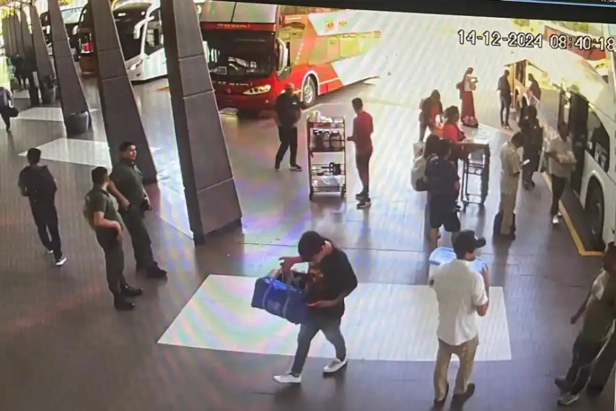 SORPRENDIDO. Los policías ubicaron a “Toro” Bulacio en la terminal de La Rioja.