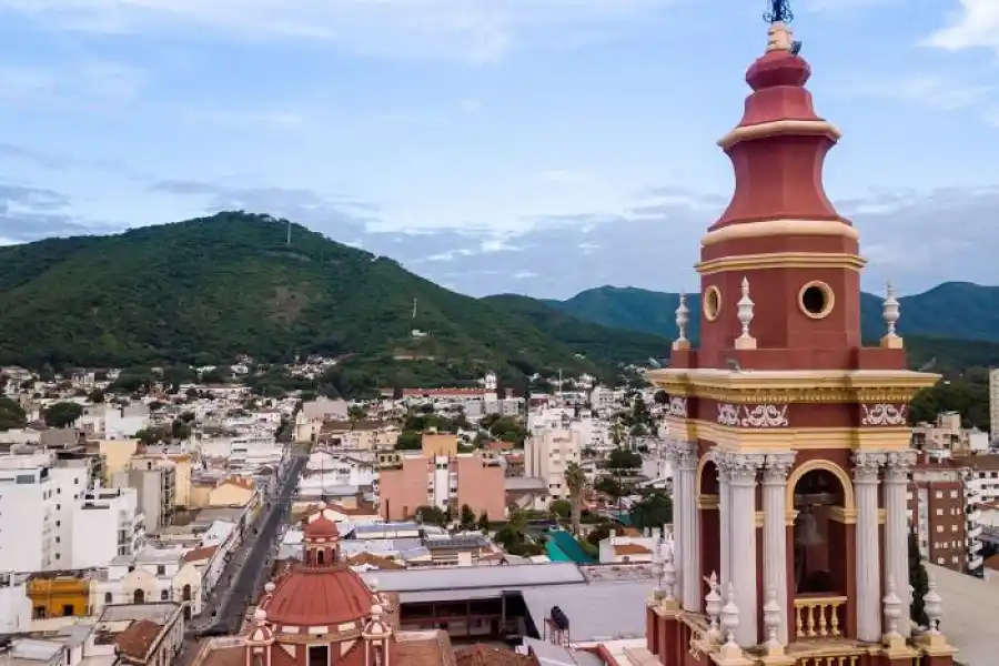 Cinco destinos argentinos para pasar las fiestas de fin de año