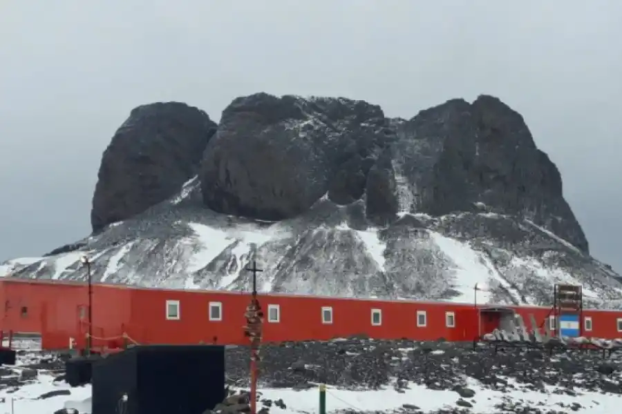 NUEVO HOGAR. Moyano se instalará en la base Carlini, en la Antártida.