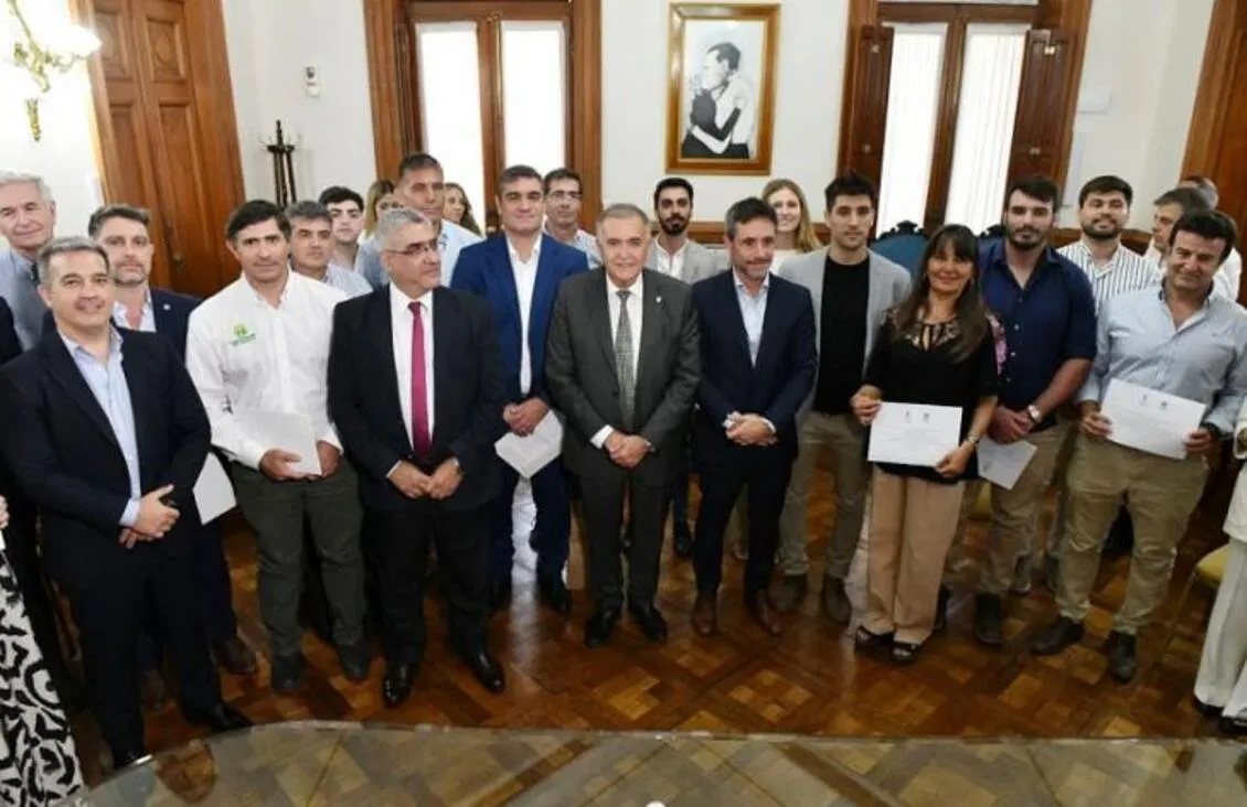 Entregaron créditos a Pymes tucumanas en la Casa de Gobierno