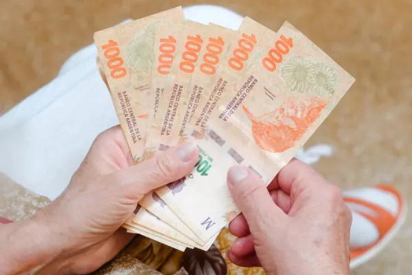 Los trabajadores formales recibirán el pago del aguinaldo este mes
