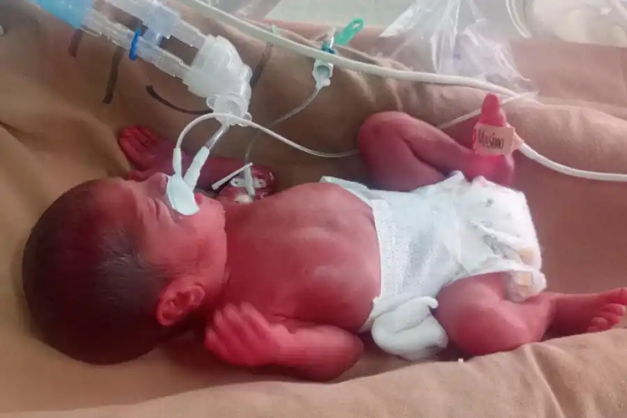 RECIÉN NACIDO. Maciel deberá pasar al menos un mes en neonatología.