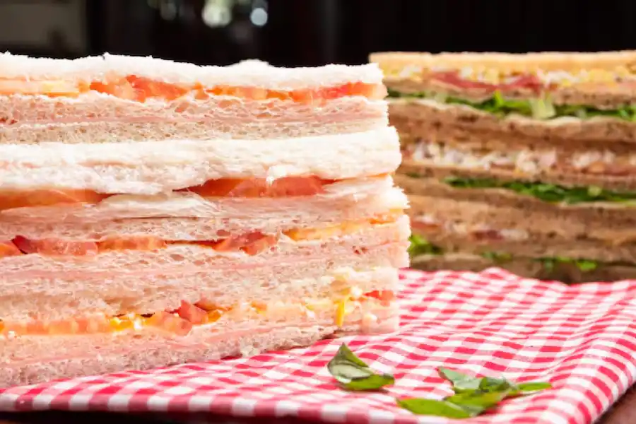 Los sanguchitos con mucha mayonesa tendrán una vida útil menor.