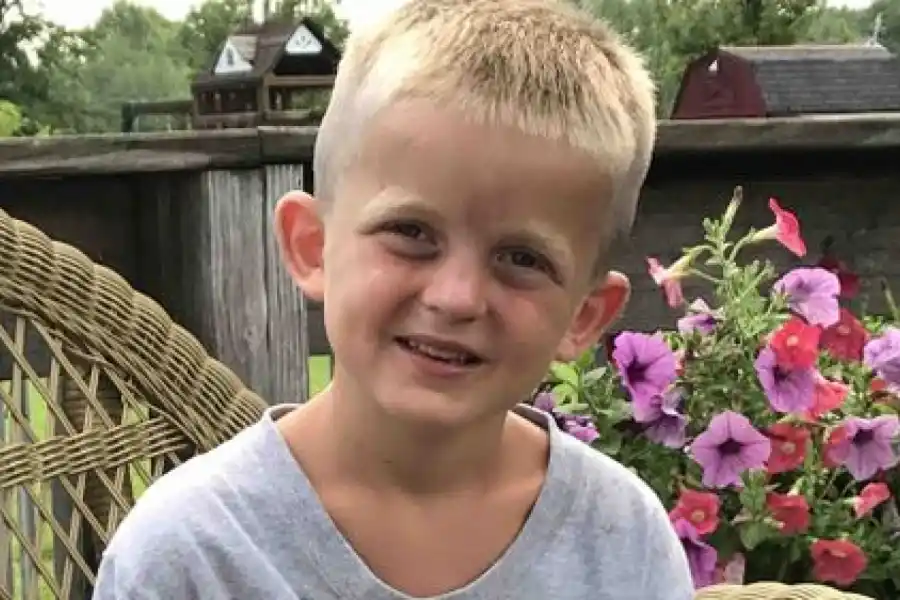 Wyatt Shaw pasó 11 días sin dormir cuando tenía siete años. 