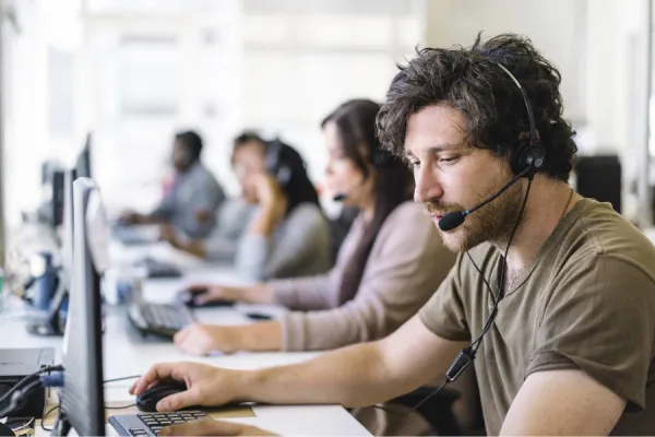 Trabajadores de call center: ¿cuánto cobrarán en enero con el último aumento?