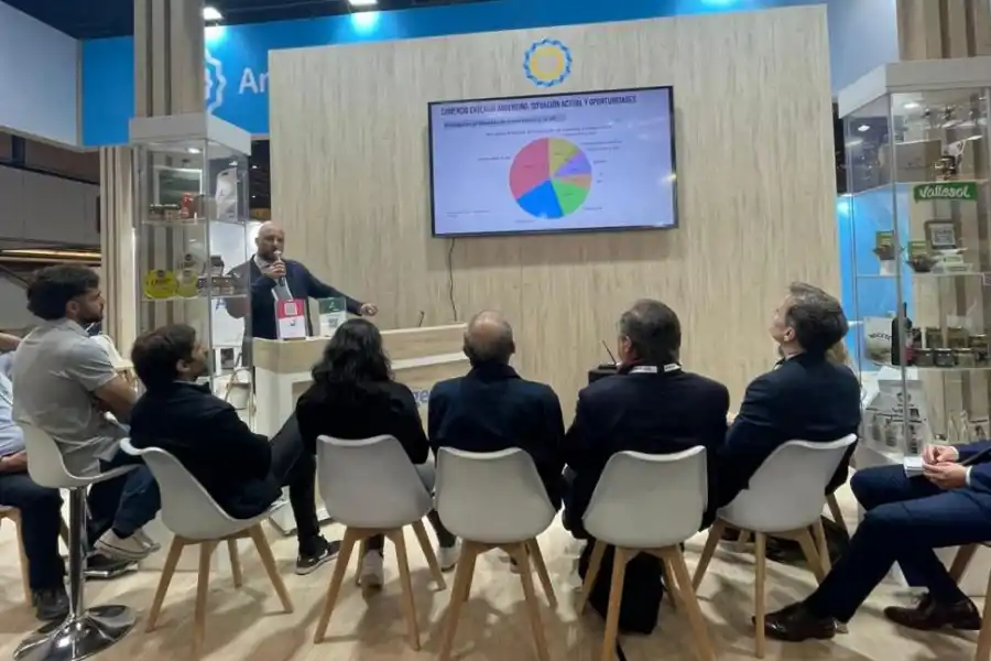 Latcomex cierra un año de grandes logros consolidando su presencia internacional