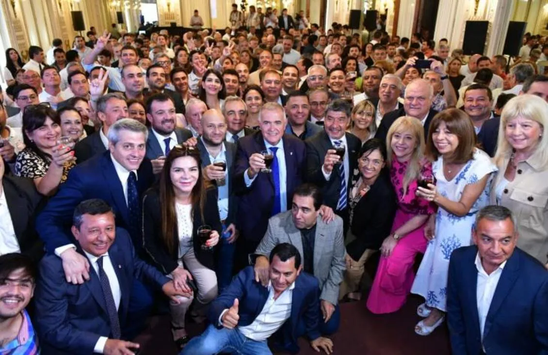 BRINDIS EN LA CASA DE GOBIERNO. Jaldo, Chahla y Acevedo despiden el año con un mensaje de unidad.