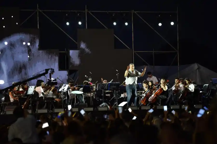 PARTÍCIPES. La orquesta de niños de la municipalidad de Yerba Buena.
