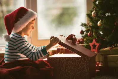 ¿Debemos contarles la verdad sobre Papá Noel? Consejos para manejar la fantasía navideña en los niños