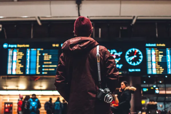 Qué es el skiplagging y por qué preocupa a las aerolíneas
