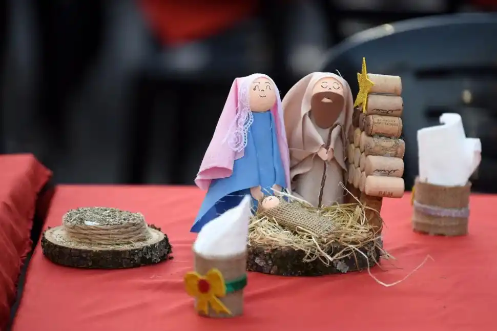 DETALLES. Estos pesebres formaban parte de los centros de mesa.