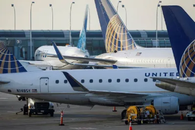 Hallaron un cadáver en la rueda de un avión que viajaba desde Chicago a Háwai