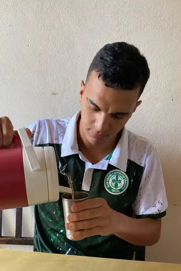 Es misionero, juega en Graneros y sueña con dar la sorpresa en el Regional Federal Amateur