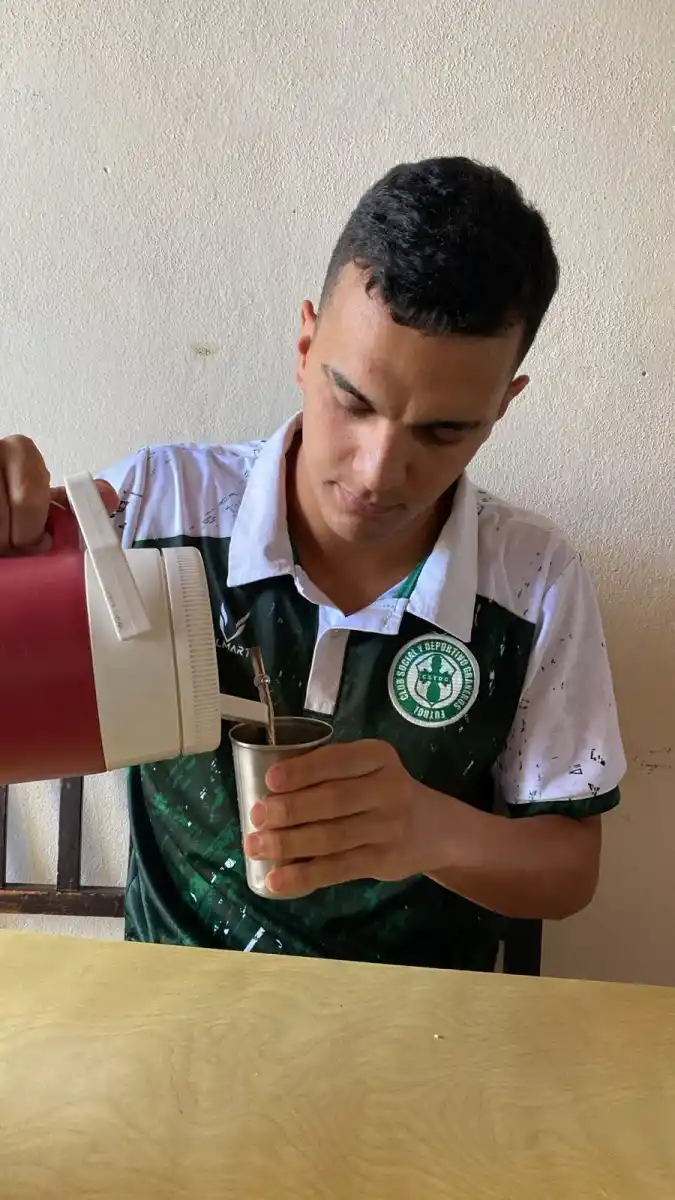 Es misionero, juega en Graneros y sueña con dar la sorpresa en el Regional Federal Amateur