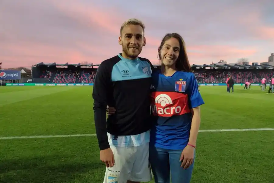 Viene de familia: el sorprendente deporte que Renzo Tesuri compartió con sus hermanas