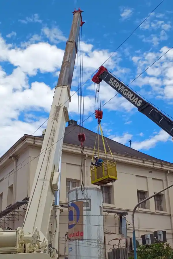 Hospital Padilla: una nube blanca acaparó la atención de los curiosos que tomaban fotos