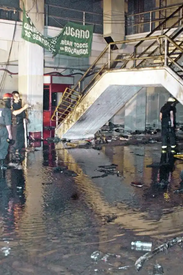 DESPUÉS. El boliche que quedó destrozado tenía múltiples fallas de seguridad