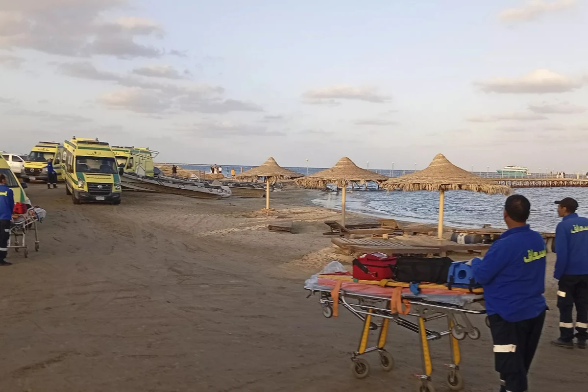 Un turista murió tras el ataque de un tiburón en Egipto.