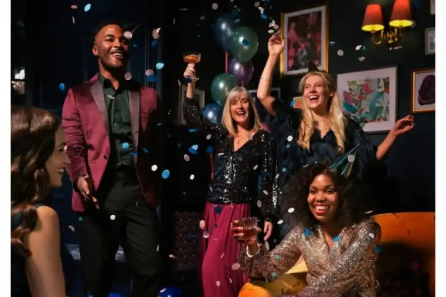 Descubrí cómo la ropa que elegís en Año Nuevo influye en tu ciclo 2025, según expertos