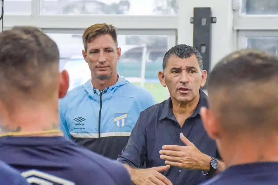 ENOJADO. Mario Leito expresó su malestar con la decisión de Mateo Coronel.